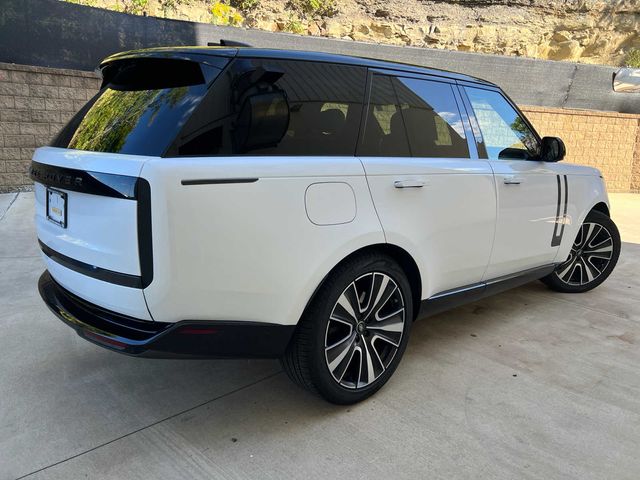 2024 Land Rover Range Rover SE