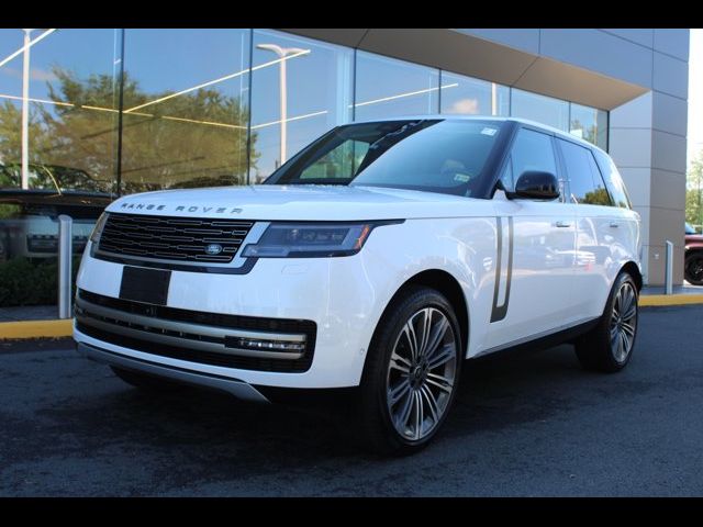 2024 Land Rover Range Rover SE