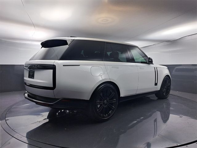 2024 Land Rover Range Rover SE