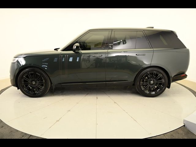 2024 Land Rover Range Rover SE