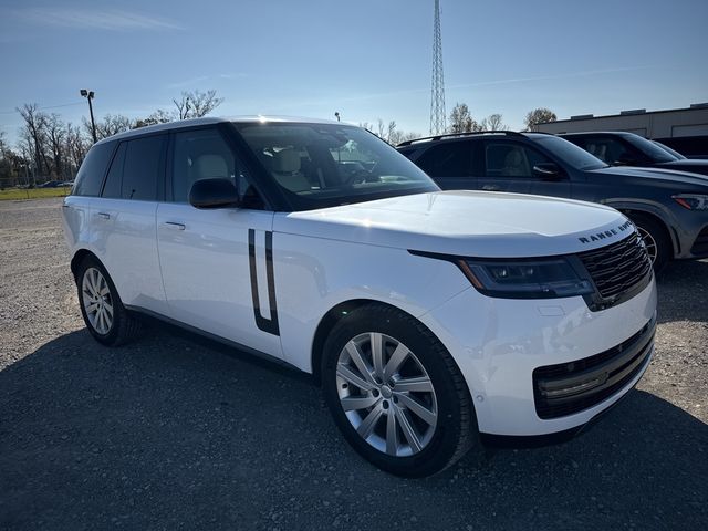 2024 Land Rover Range Rover SE