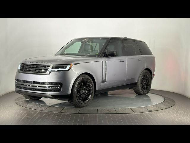 2024 Land Rover Range Rover SE