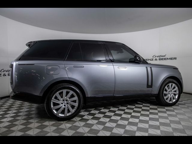 2024 Land Rover Range Rover SE