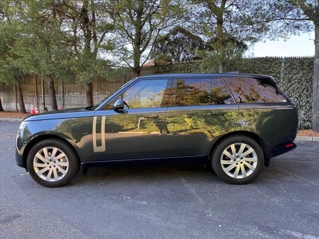 2024 Land Rover Range Rover SE