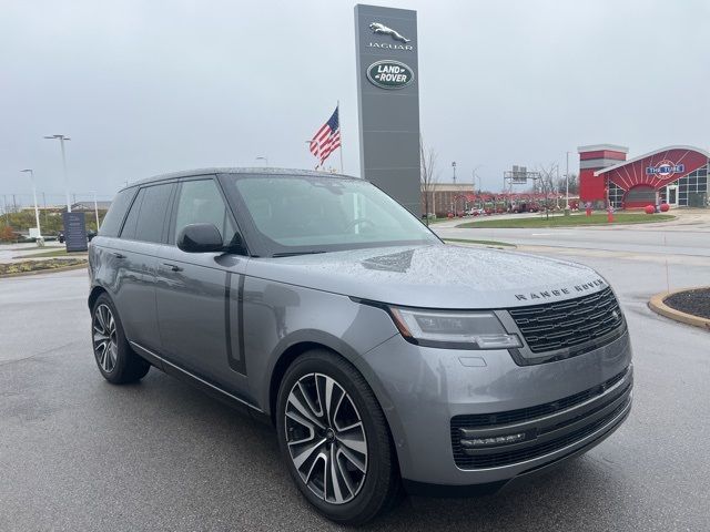 2024 Land Rover Range Rover SE