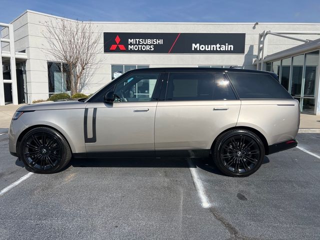 2024 Land Rover Range Rover SE