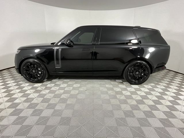 2024 Land Rover Range Rover SE