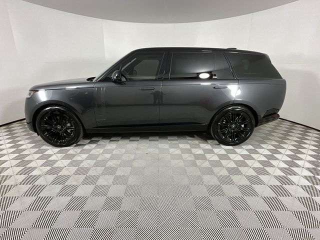 2024 Land Rover Range Rover SE