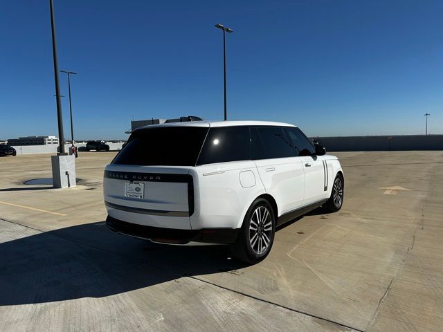 2024 Land Rover Range Rover SE