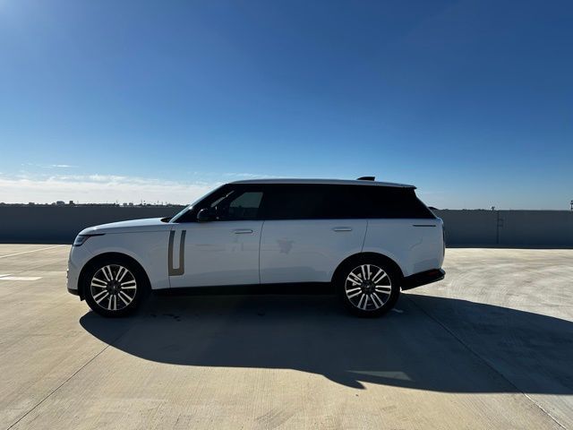 2024 Land Rover Range Rover SE