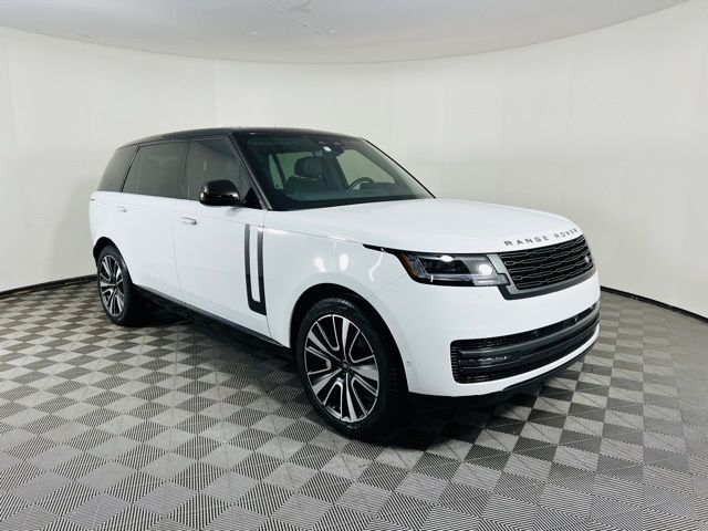 2024 Land Rover Range Rover SE