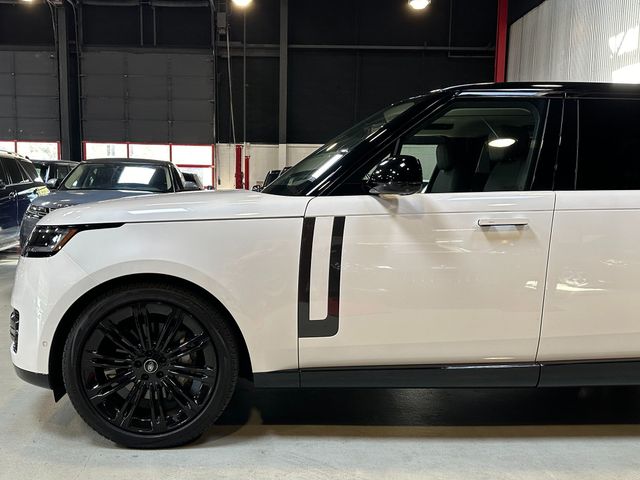 2024 Land Rover Range Rover SE