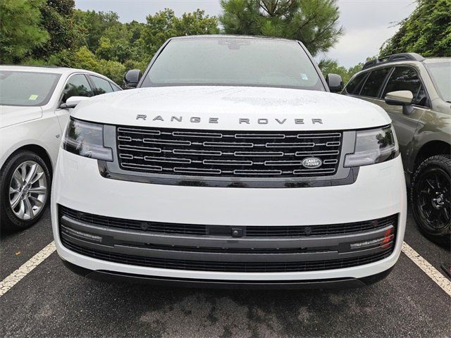 2024 Land Rover Range Rover SE