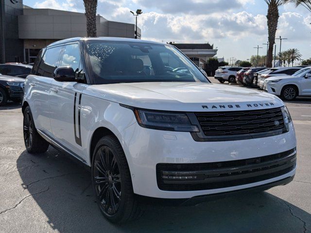 2024 Land Rover Range Rover SE