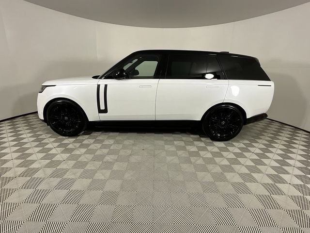 2024 Land Rover Range Rover SE