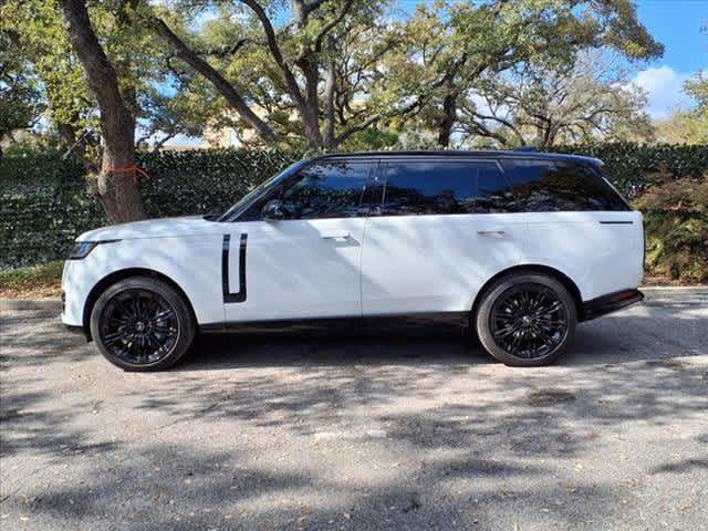 2024 Land Rover Range Rover SE