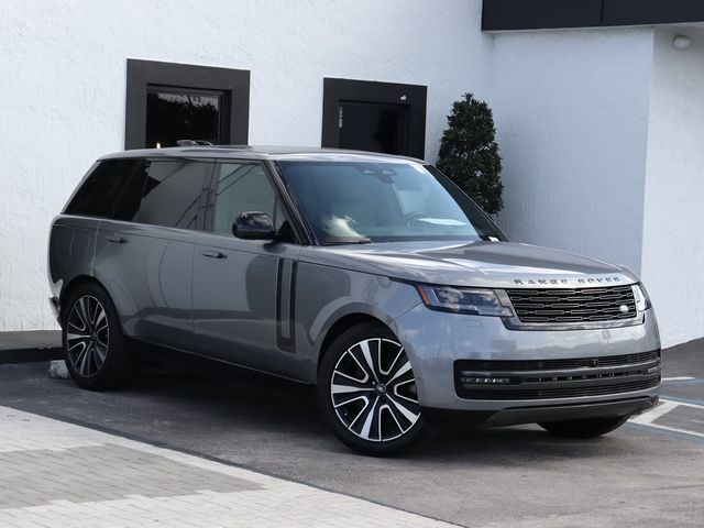 2024 Land Rover Range Rover SE