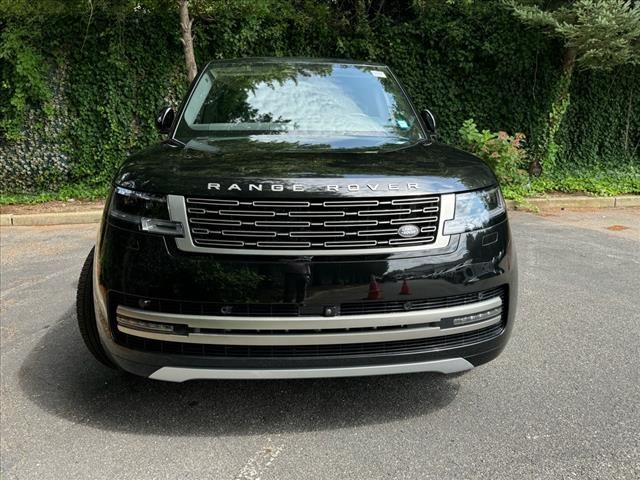 2024 Land Rover Range Rover SE