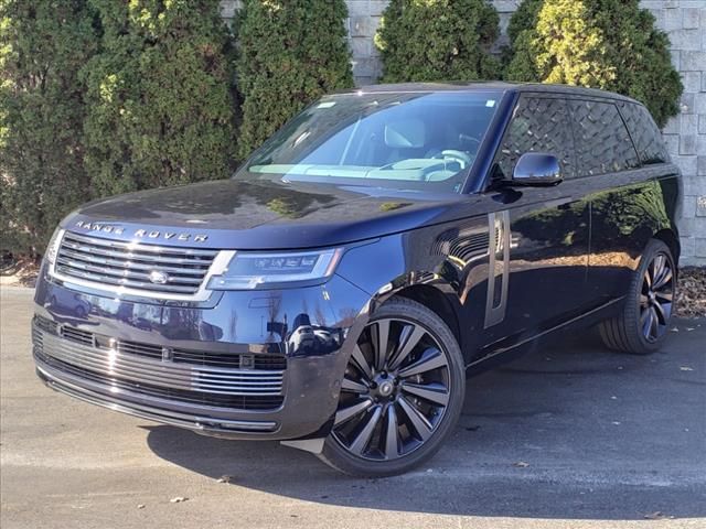 2024 Land Rover Range Rover SV