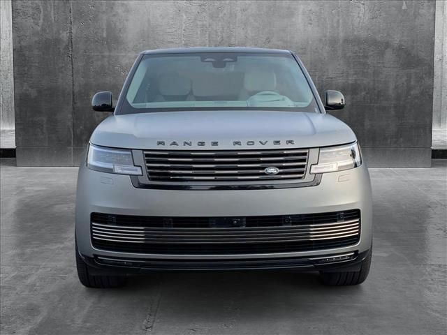 2024 Land Rover Range Rover SV