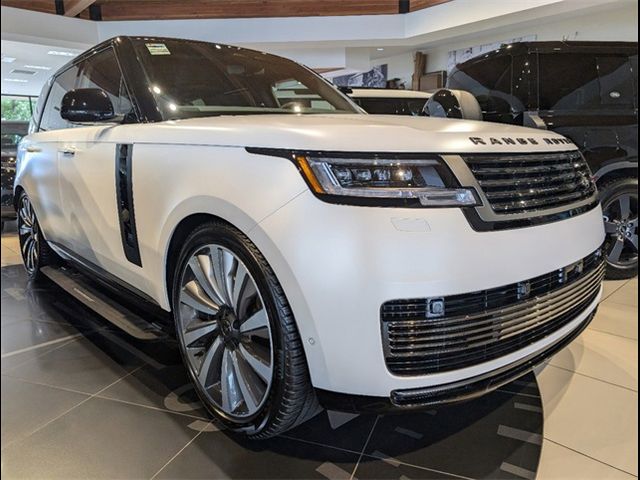 2024 Land Rover Range Rover SV