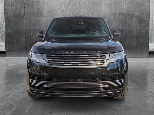 2024 Land Rover Range Rover SV