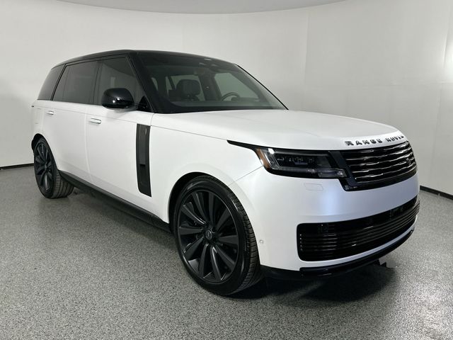 2024 Land Rover Range Rover SV