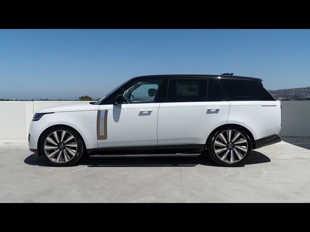 2024 Land Rover Range Rover SV