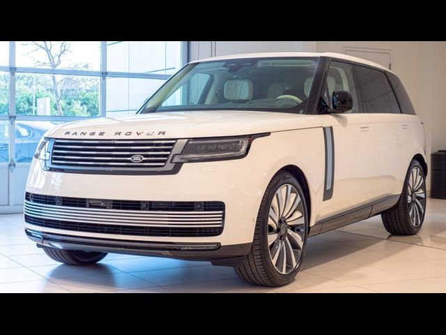 2024 Land Rover Range Rover SV