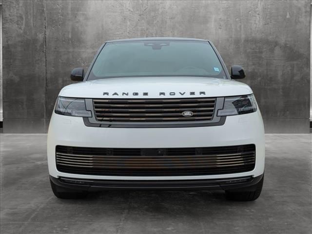 2024 Land Rover Range Rover SV