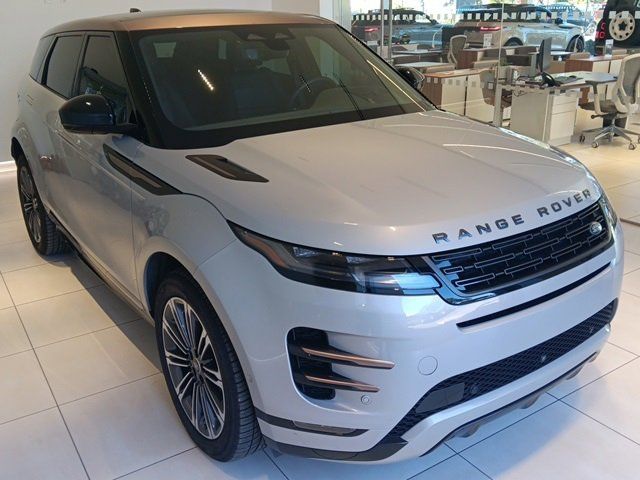 2024 Land Rover Range Rover Evoque Dynamic SE