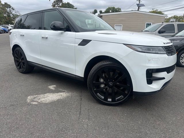 2024 Land Rover Range Rover Sport SE