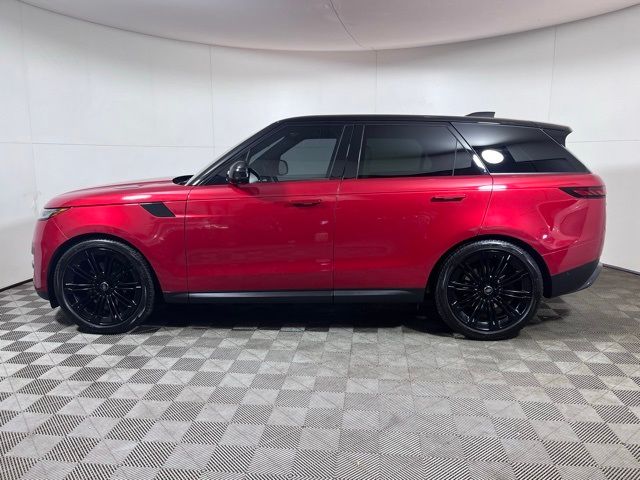 2024 Land Rover Range Rover Sport SE