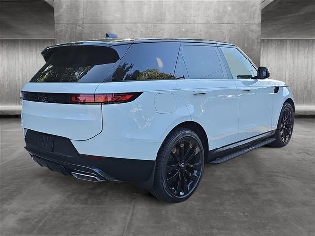 2024 Land Rover Range Rover Sport SE