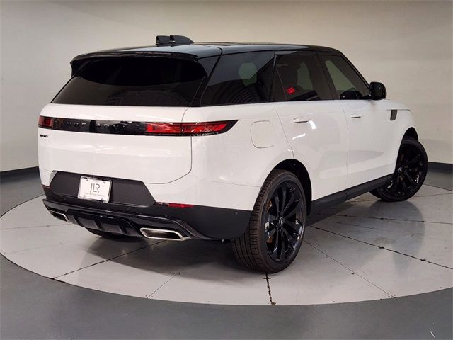 2024 Land Rover Range Rover Sport SE