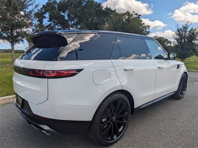 2024 Land Rover Range Rover Sport SE