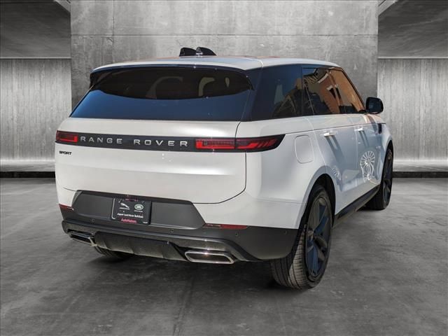 2024 Land Rover Range Rover Sport SE