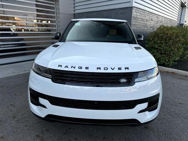 2024 Land Rover Range Rover Sport SE