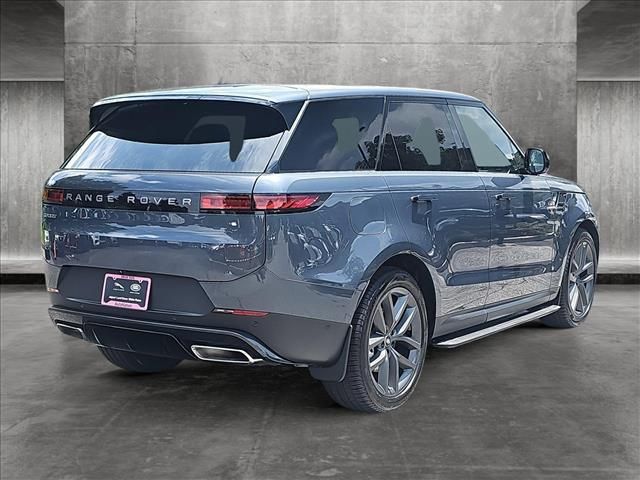 2024 Land Rover Range Rover Sport SE