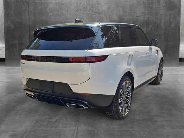 2024 Land Rover Range Rover Sport SE