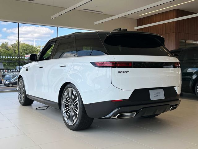 2024 Land Rover Range Rover Sport SE