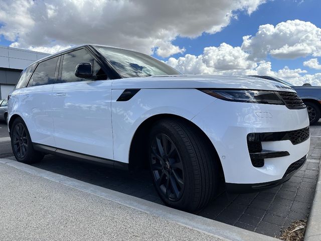 2024 Land Rover Range Rover Sport SE