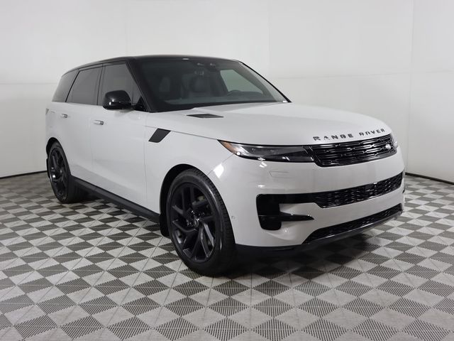 2024 Land Rover Range Rover Sport SE