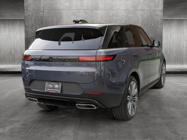 2024 Land Rover Range Rover Sport SE