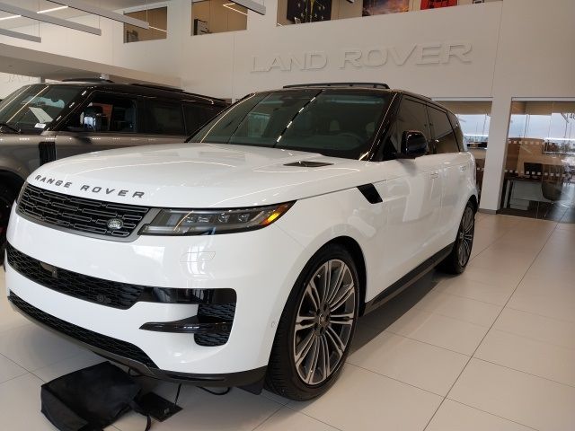 2024 Land Rover Range Rover Sport SE