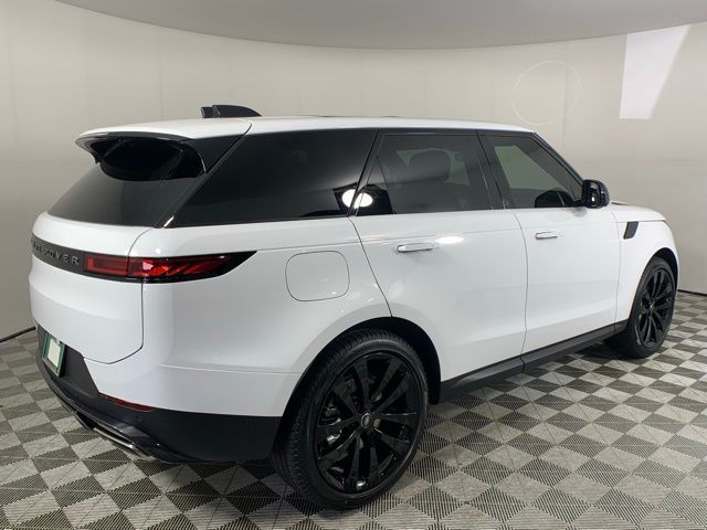 2024 Land Rover Range Rover Sport SE