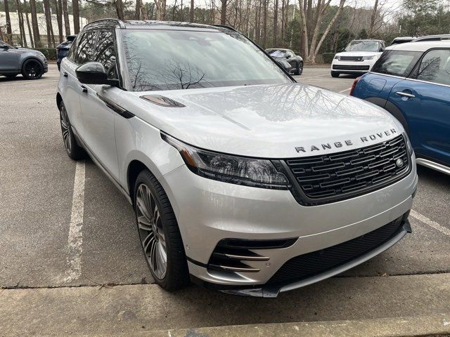 2024 Land Rover Range Rover Velar Dynamic SE