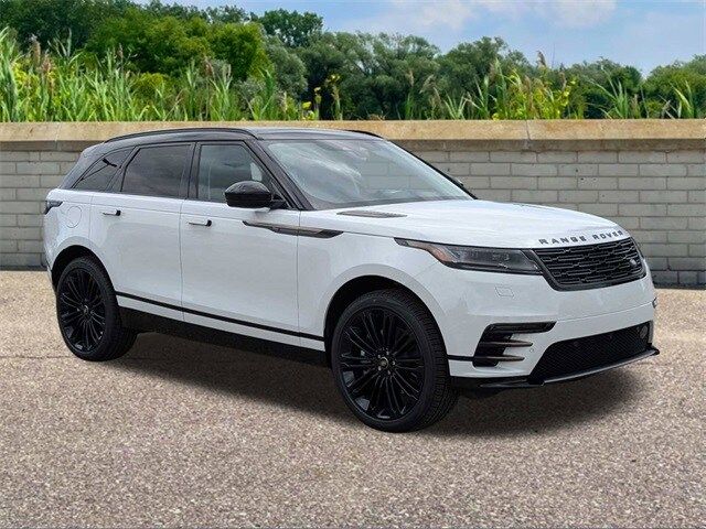 2025 Land Rover Range Rover Velar Dynamic SE