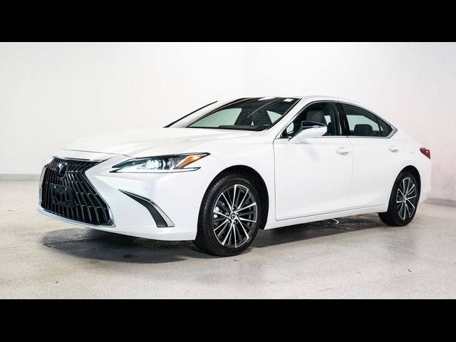 2024 Lexus ES 250