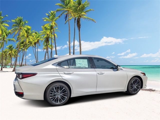 2024 Lexus ES 250